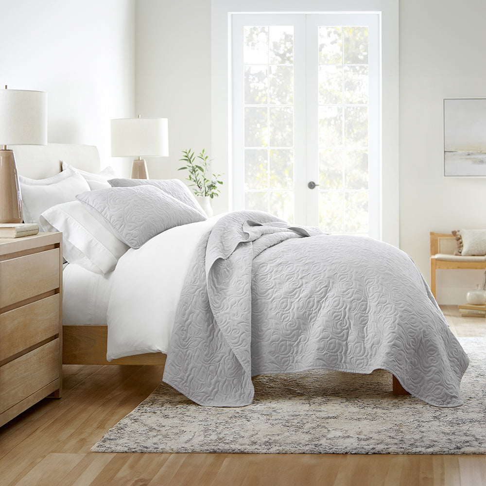 3-Piece Floral Stitch Quilted Coverlet Set