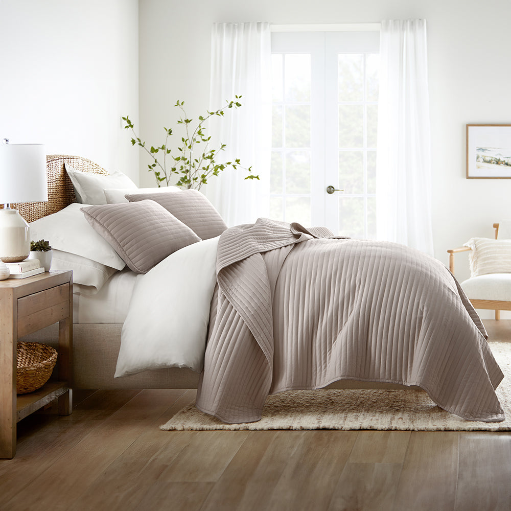 3-Piece Stripe Stitch Quilted Coverlet Set